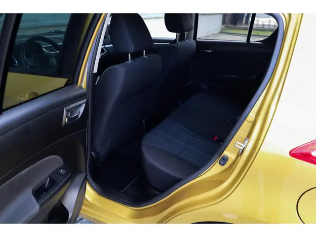 Suzuki Swift 1.2 Exclusive 2015 Benzine 12