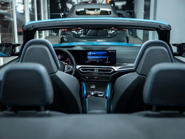 BMW M4 4-serie Cabrio xDrive Competition 2023 Benzine 26