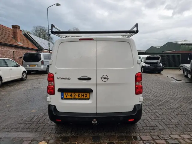 Opel Vivaro 1.5 Diesel .120 S&S Facelift 2024 Diesel 4