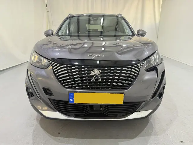 Peugeot 2008 1.2 PureTech Allure Automaat 2020 Benzine 2