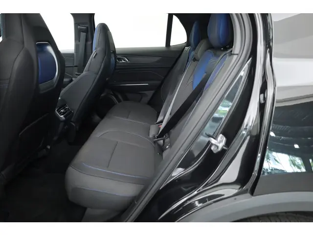Lynk & Co 01 1.5 2023 Hybride Benzine 22