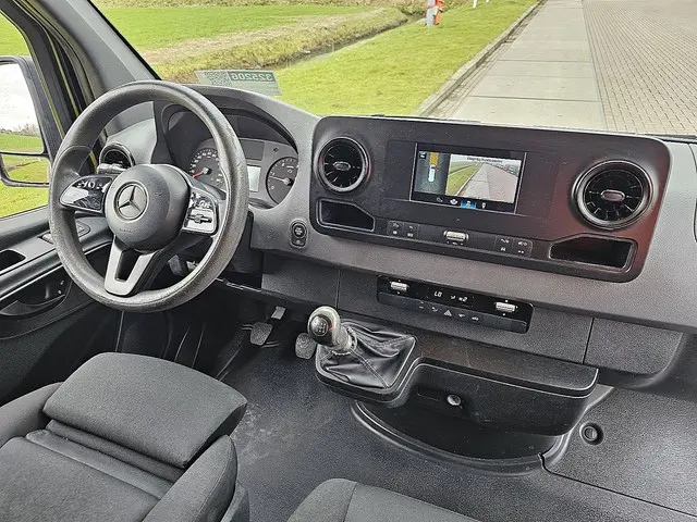 Mercedes-Benz Sprinter 214 2019 Diesel 8