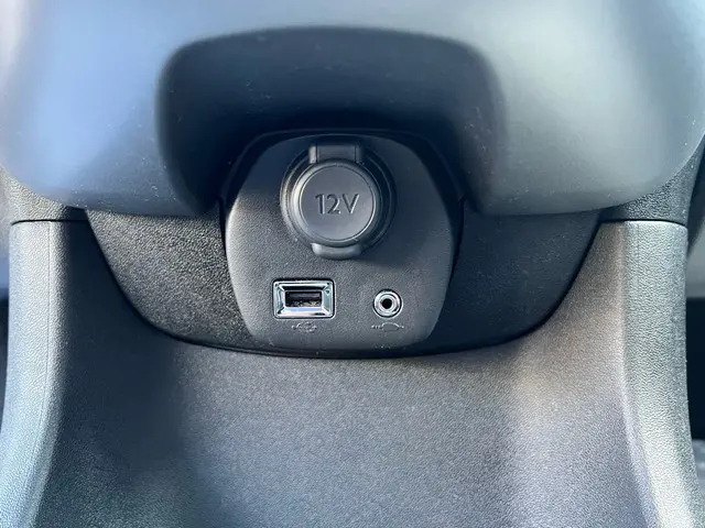 Toyota Aygo 1.0 VVT-i x-joy 5 deurs 2019 Benzine 33