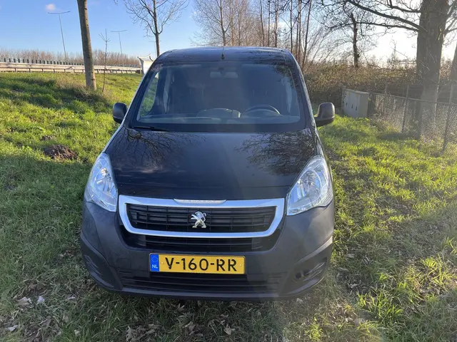 Peugeot Partner 120 1.6 BlueHDi 75 Premium 2018 Diesel 14