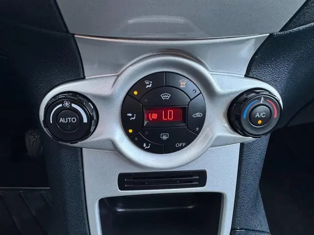 Ford Fiesta 1.25 Titanium 2012 Benzine 13