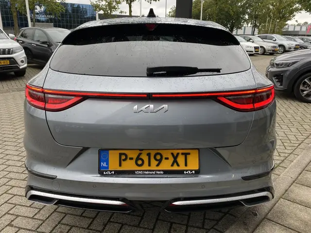 Kia ProCeed 1.5 T-GDi GT-PlusLine 2022 Benzine 8