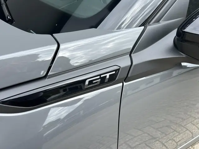 Peugeot 2008 1.2 Hybrid 145 GT 2025 Hybride Benzine 39