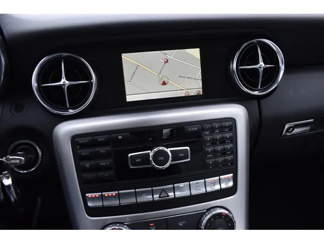 Mercedes-Benz SLK 200 2012 Benzine 13