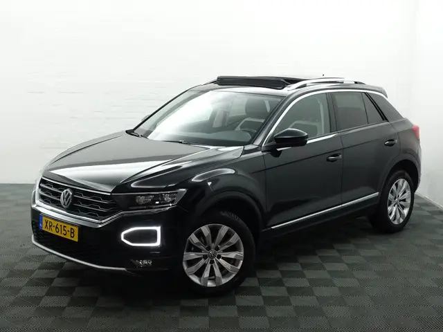 Volkswagen T-Roc 1.5 TSI R-line+ Aut- 2019 Benzine 4
