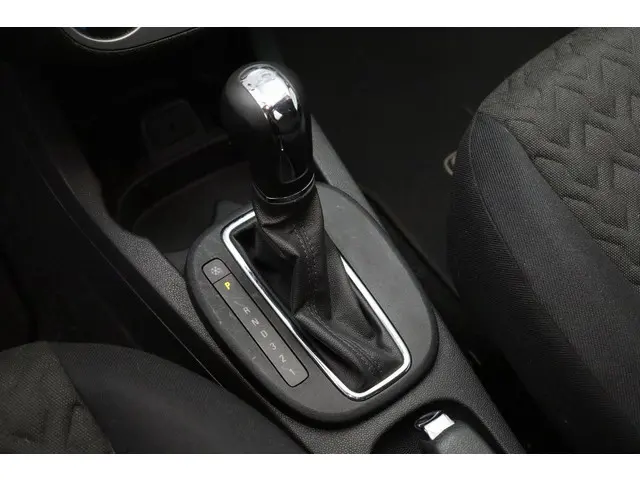 Opel Corsa 1.4-16V Design Edition 2013 Benzine 21