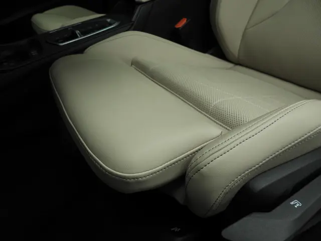 BMW 1 Serie 120 2025 Benzine 18