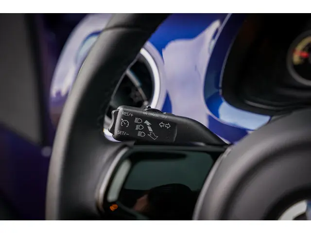 Volkswagen up! 1.0 high up! 2015 Benzine 20