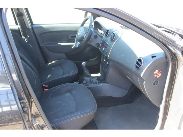 Dacia Sandero 0.9 TCe Lauréate, Airco! 2014 Benzine 7