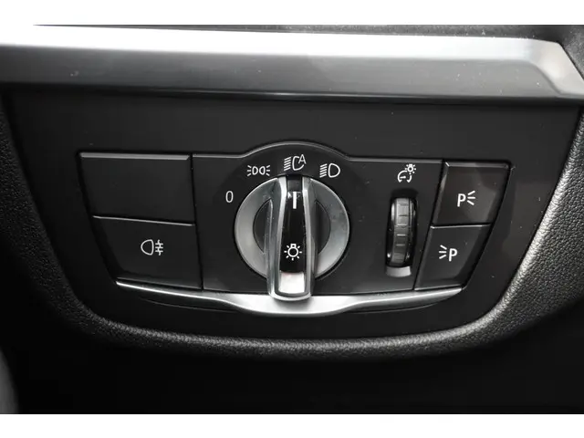 BMW X3 xDrive30e 2022 Hybride Benzine 33