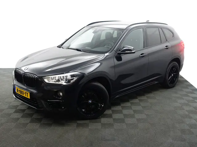 BMW X1 sDrive18i M Sport Aut- 2017 Benzine 4