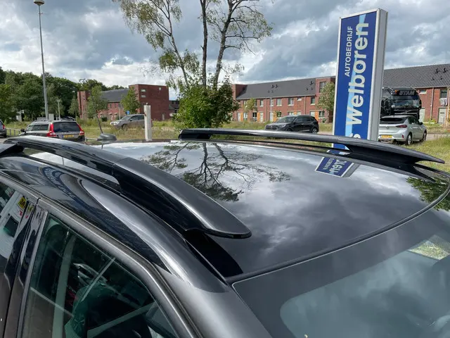 Citroën C3 Aircross 1.2 PureTech S&S Shine 2019 Benzine 11