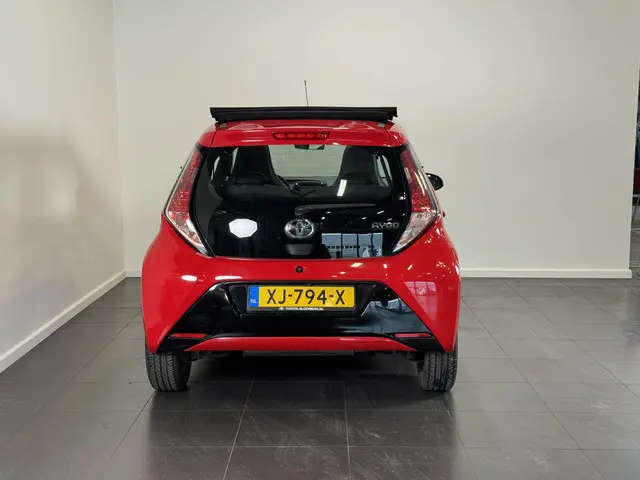 Toyota Aygo 1.0 VVT-i x-Wave 2015 Benzine 5