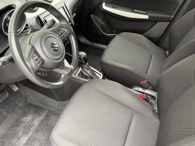 Suzuki Swift 1.2 Select Smart Hybrid 2020 Benzine 5