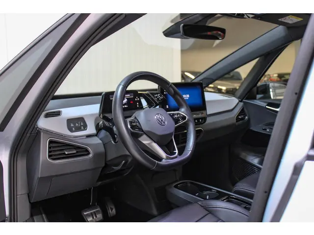 Volkswagen ID.3 Pro 58 kWh | LEDER | UNIEK! | 2020 Elektrisch 10