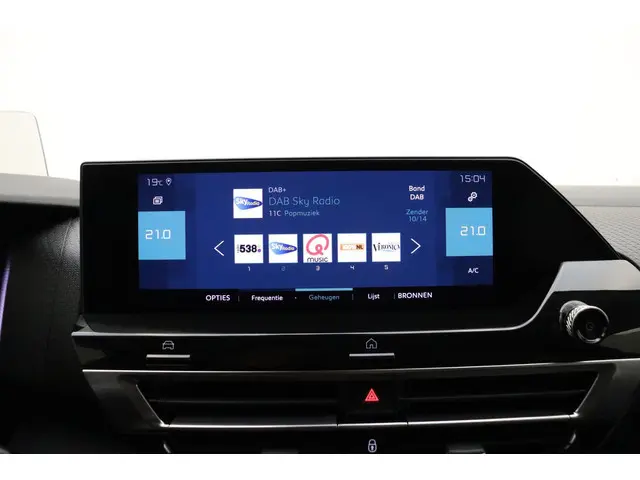 Citroën ë-C4 Shine 50 kWh 136pk 2021 Elektrisch 23