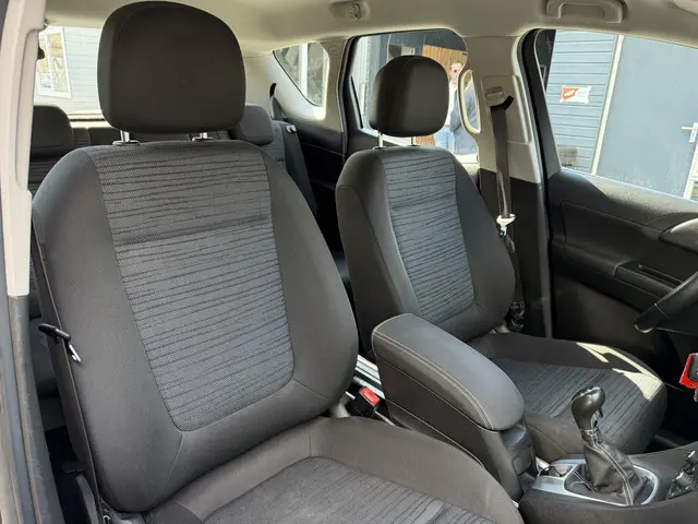 Opel Meriva 1.4 Cosmo 2015 Benzine 13