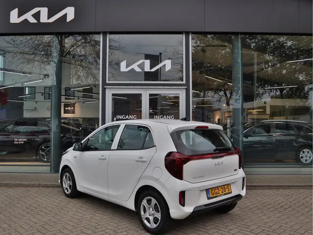 Kia Picanto 1.0 DPI DynamicLine 2024 Benzine 3