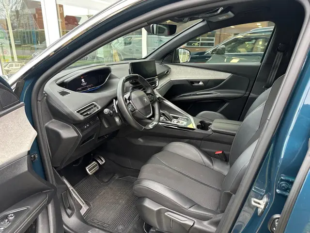 Peugeot 3008 1.2 PureTech GT Pack Business 2022 Benzine 14
