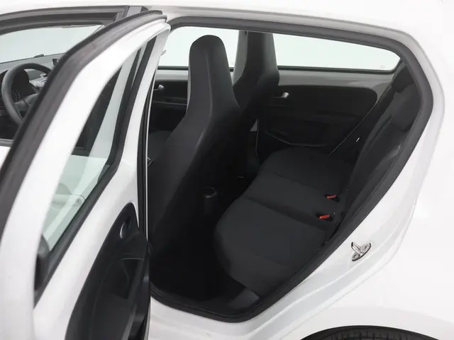 Volkswagen up! 1.0 BMT move up! AUTOM. 2018 Benzine 21