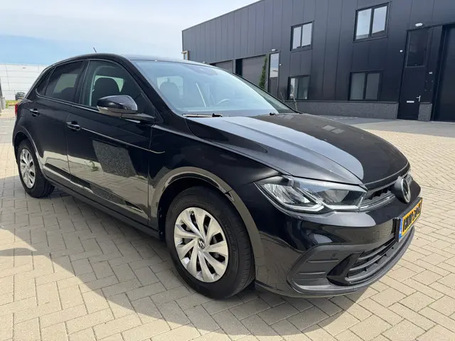 Volkswagen Polo 2