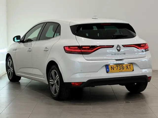 Renault Mégane 1.3 TCe 140 EDC Intens 2022 Benzine 6