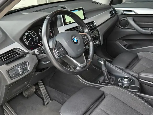 BMW X1 XDRIVE25E 2020 Hybride Benzine 4