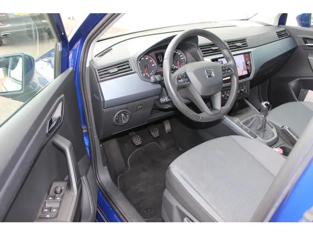 SEAT Arona 1.0 TSI Style Business Intense 2018 Benzine 38