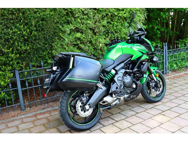 Kawasaki Versys 650 GRAND TOURER ABS 2019 Benzine 8