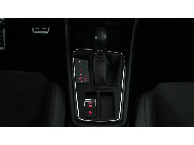 SEAT Leon ST 1.4 EcoTSI 150pk FR DSG 2017 Benzine 33