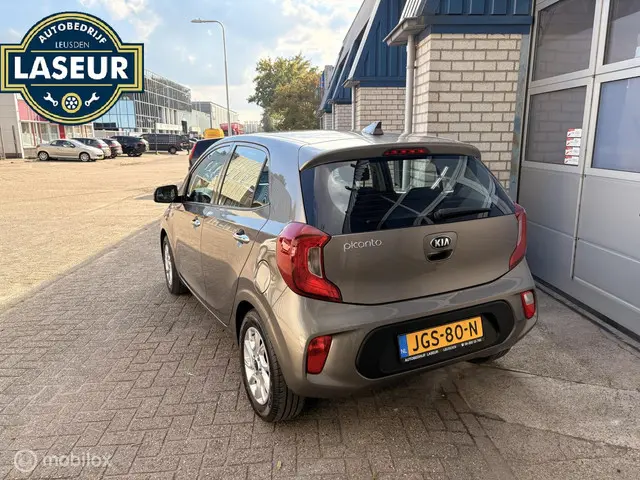 Kia Picanto 1.0 MPi DynamicLine 2018 Benzine 6