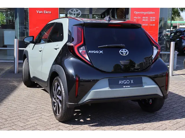 Toyota Aygo X 1.0 VVT-i MT Pulse, 2025 Benzine 12