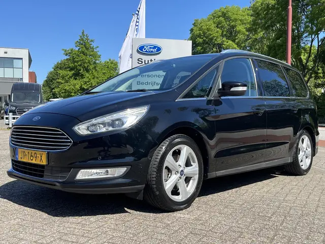 Ford Galaxy 1.5 Ecoboost Titanium 2016 Benzine 4