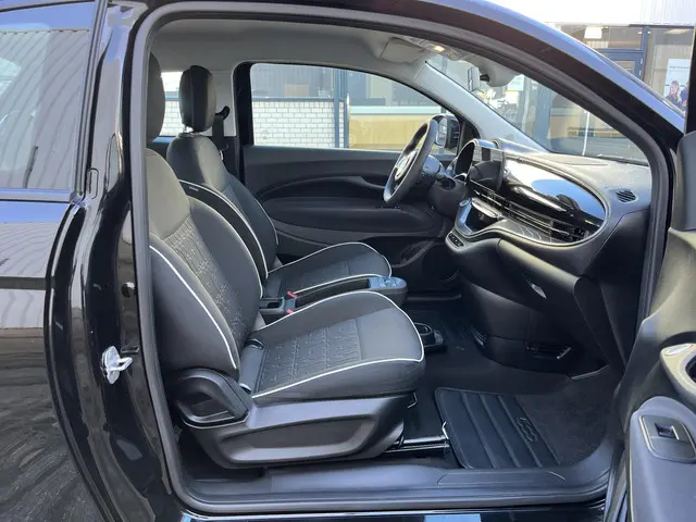 Fiat 500e 42 kWh 2023 Elektrisch 22