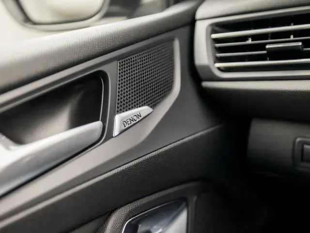 Peugeot 308 SW 1.2 PureTech GT-Line Sport 2021 Benzine 26