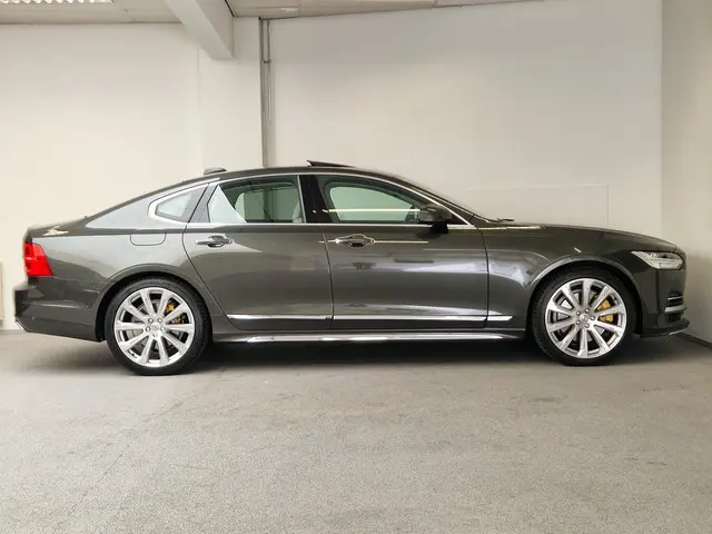 Volvo S90 2.0 T8 AWD Inscription 2019 Hybride Benzine 9