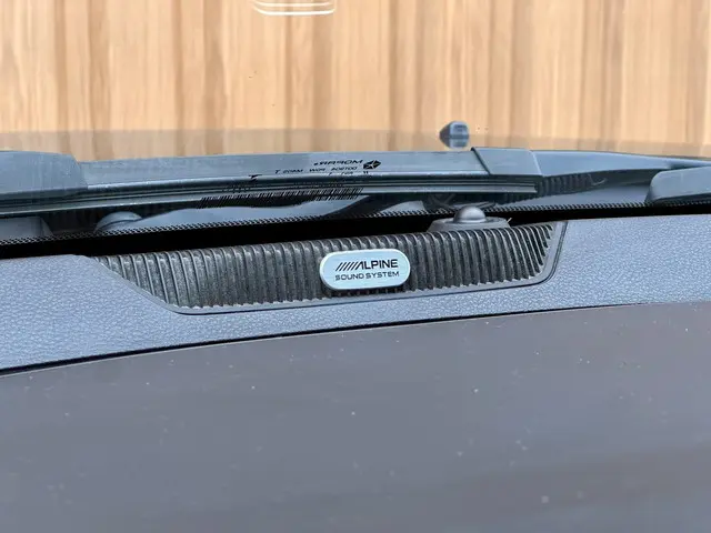 Dodge Ram 1500 5.7 V8 4x4 Quad Cab 6'4 Sport 2018 LPG/Gas 16