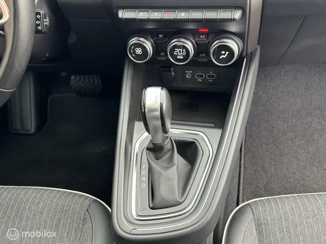 Renault Clio 1.3 TCe Intens automaat 2020 Benzine 19