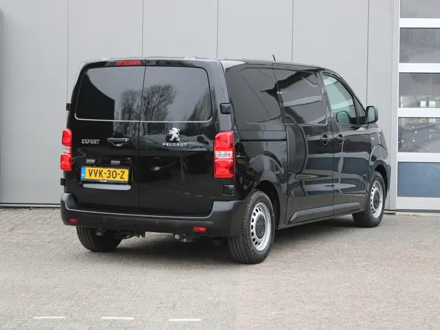 Peugeot Expert 1.5 BlueHDI 100 S&S L2 2023 Diesel 6