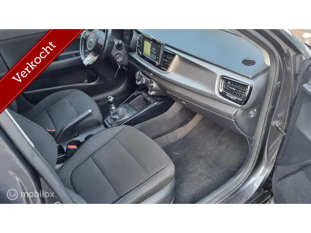 Kia Rio 1.2 CVVT ExecutiveLine 2018 Benzine 21