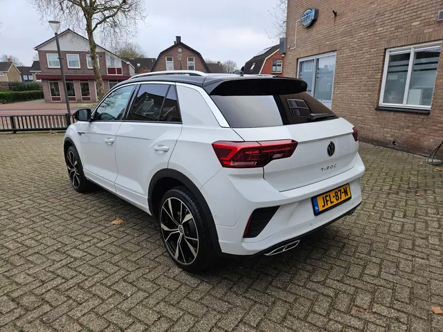 Volkswagen T-Roc 1.5 TSI R-Line Edition 2025 Benzine 3