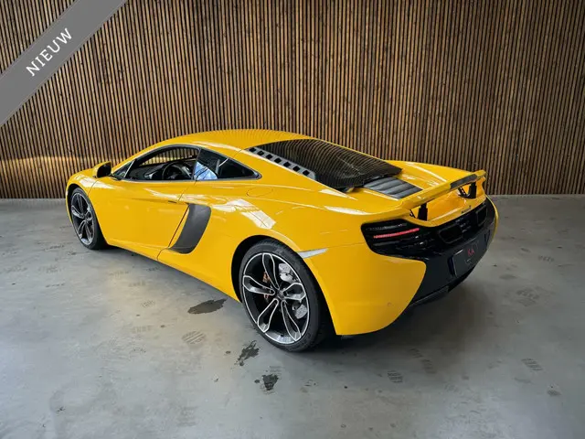 McLaren MP4-12C 3.8| Noselift | Meridian | 2013 Benzine 11
