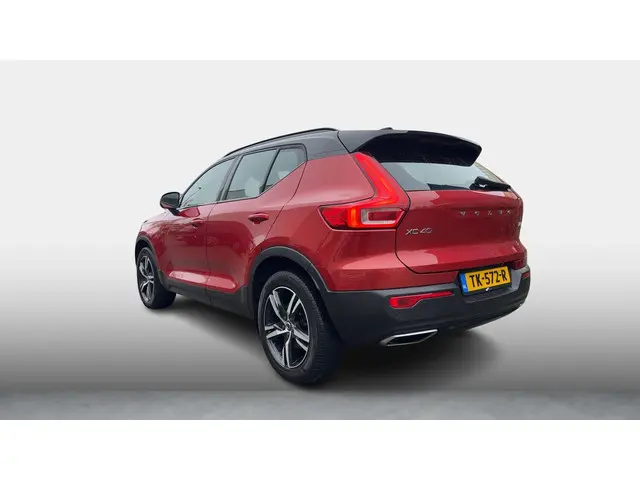 Volvo XC40 2.0 T5 AWD R-Design 2018 Benzine 2