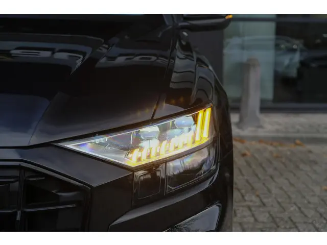 Audi Q8 55 TFSI 340pk S-line 2020 Benzine 49