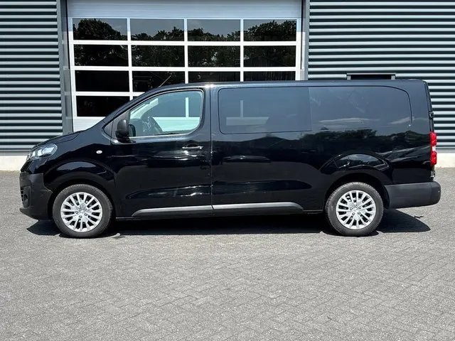 Opel Vivaro 2.0 CDTI L3H1 DC Edition L3H1 2021 Diesel 2