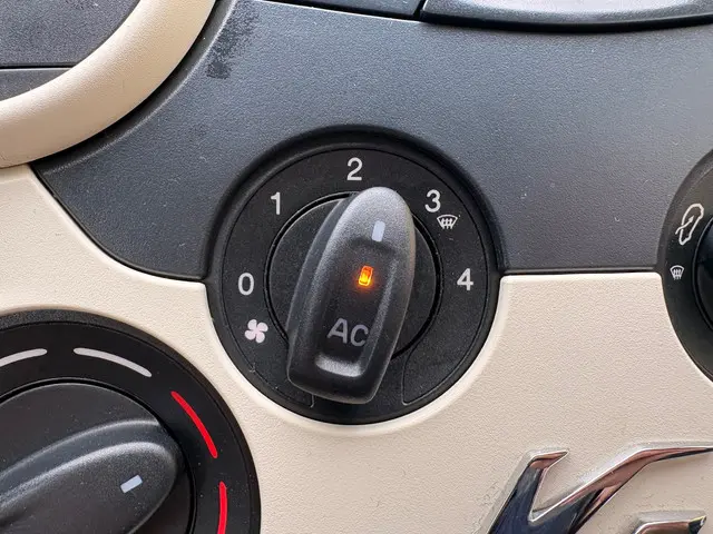 Ford Ka 1.2 Style start/stop AIRCO 2014 Benzine 11